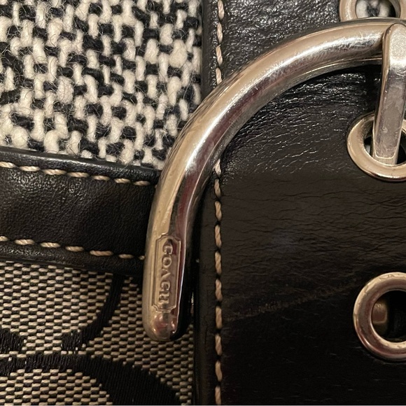 Coach EUC πHost Pick x2π flap shoulder bag- Signature grey, black with silver - Picture 14 of 14